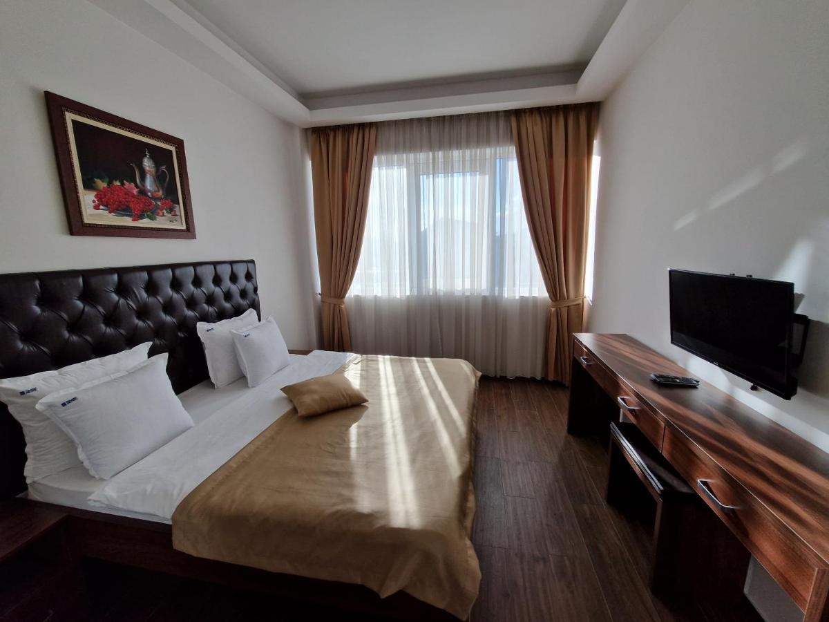 Motel Celebic Mitrovici  Exterior photo
